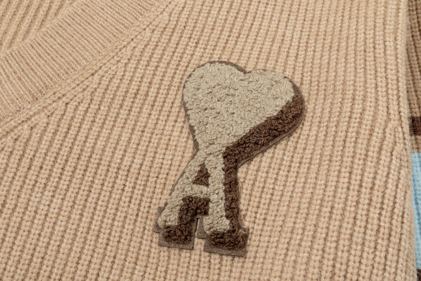 2026 AMI PARIS V-Neck Sweater