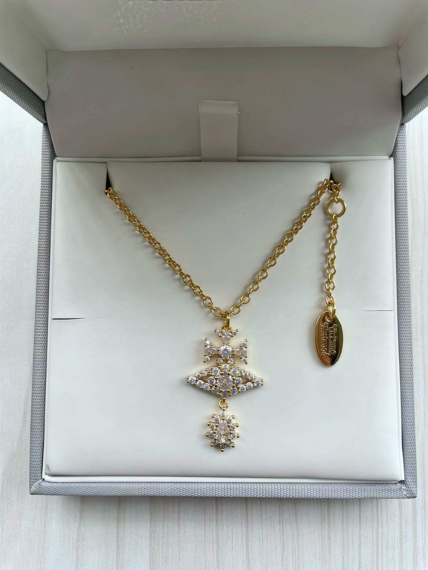 Vivienne Westwood 2026 Rhinestone Collar Necklace