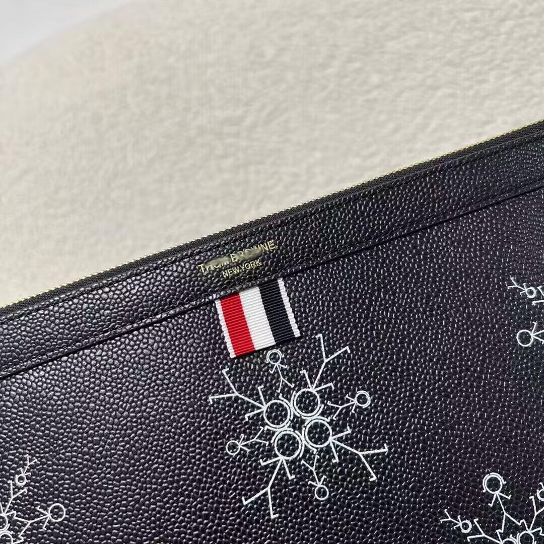 Thom Browne Top-grade cowhide clutch