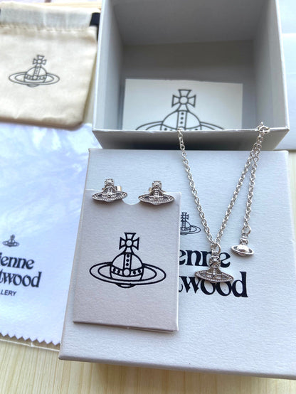 Vivienne Westwood 2026 Planet Clavicle Necklace