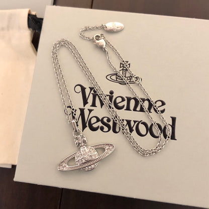 Vivienne Westwood 2026 Sparkling Clavicle Necklace