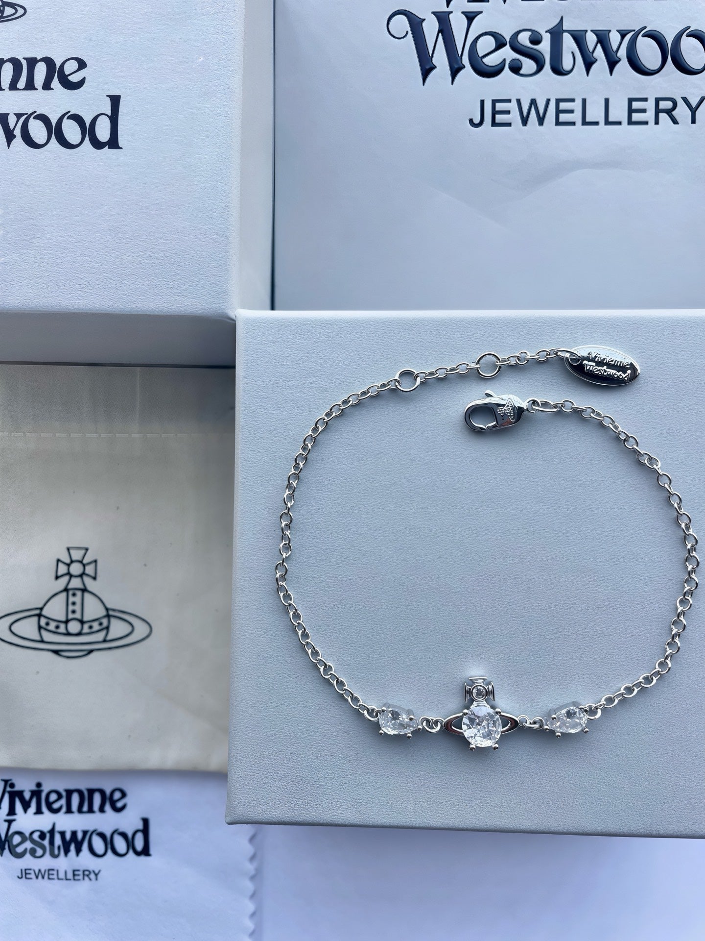 Vivienne Westwood 2026 Simple Rhinestone Bracelet