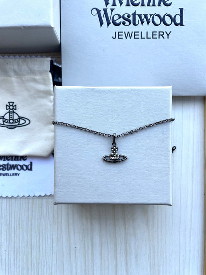 Vivienne Westwood 2026 Planet Clavicle Necklace